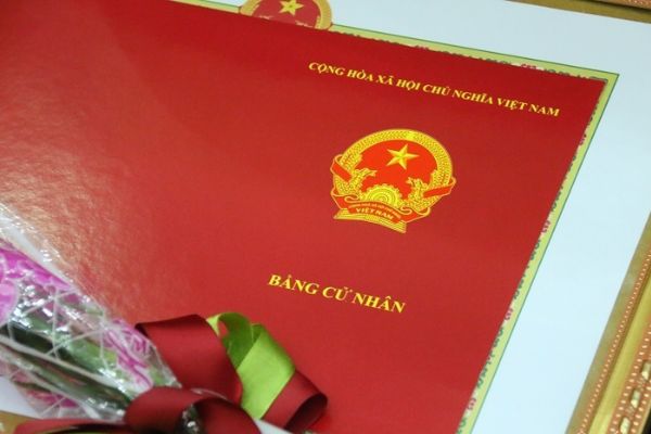 bằng đại học tại chức