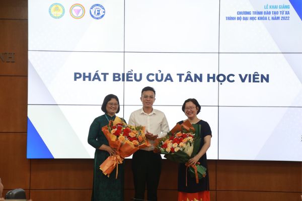 đào tạo từ xa