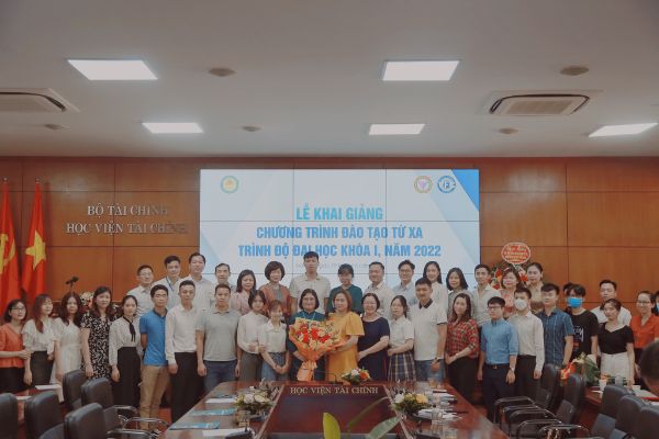đào tạo từ xa