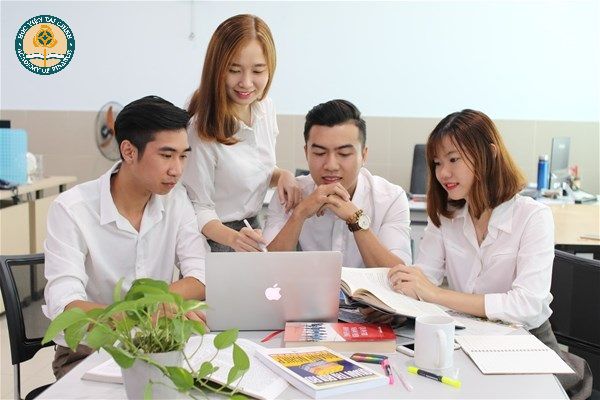 hoc quan tri kinh doanh