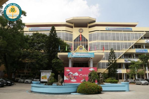 hoc nganh quan tri kinh doanh