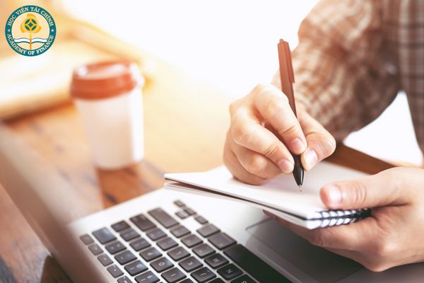 dai hoc online o viet nam