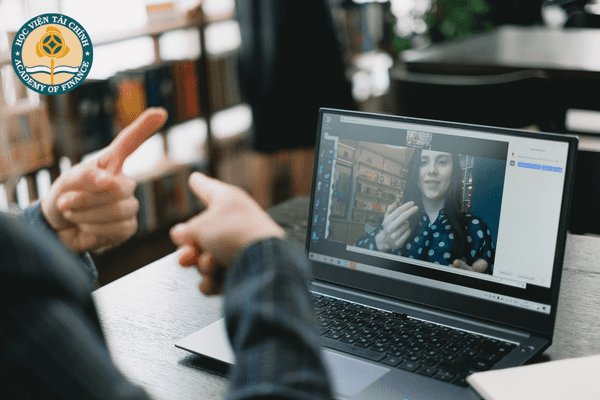 elearning co nghia la gi