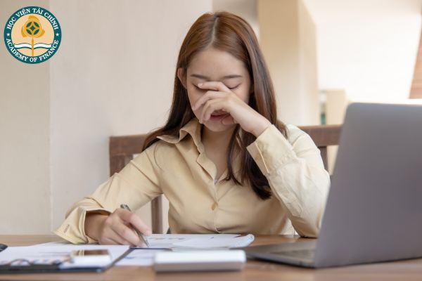 Học đại học từ xa có được thi công chức không?