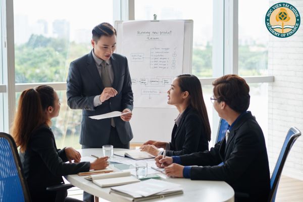 Học viện Tài chính sau ra làm gì?