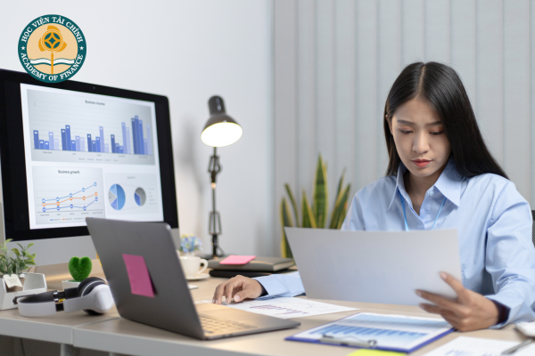 Có nên học Quản trị kinh doanh không? Cơ hội và tiềm năng