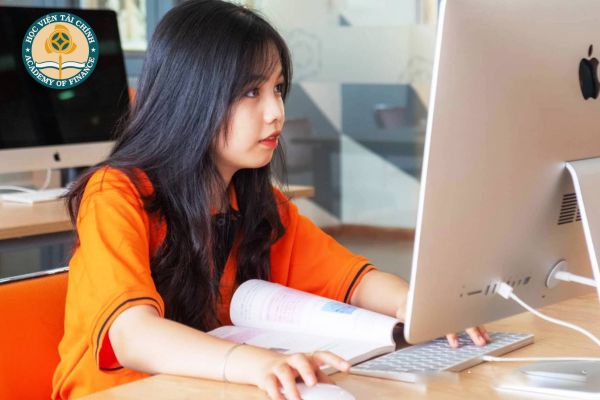 Tính chất khác biệt giữa e-learning và đào tạo truyền thống nằm ở đâu?